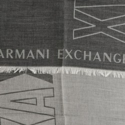 Armani Exchange Sciarpa con maxi logo all over - Nero Antracite 954107 9A103