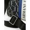 Armani Exchange Tracolla flat con lettering all-over e banda bicolore logata - Nero 952397CC831100020